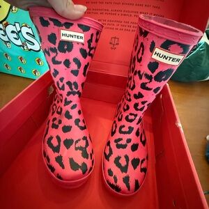 Hunter Vibrant Pink Animal Print Boots